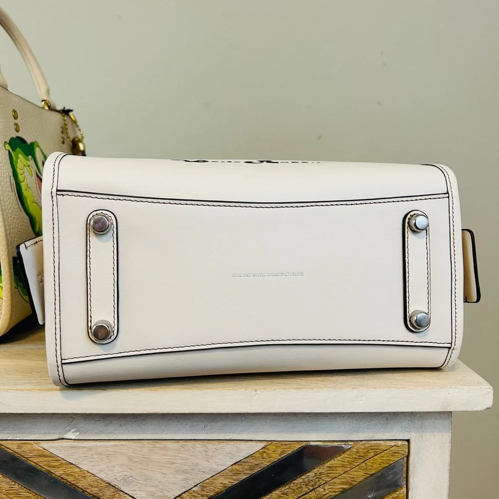 Super RARE China only Coach Rogue 25, White Rabbit in Chalk, NWT - Picture 4 of 8